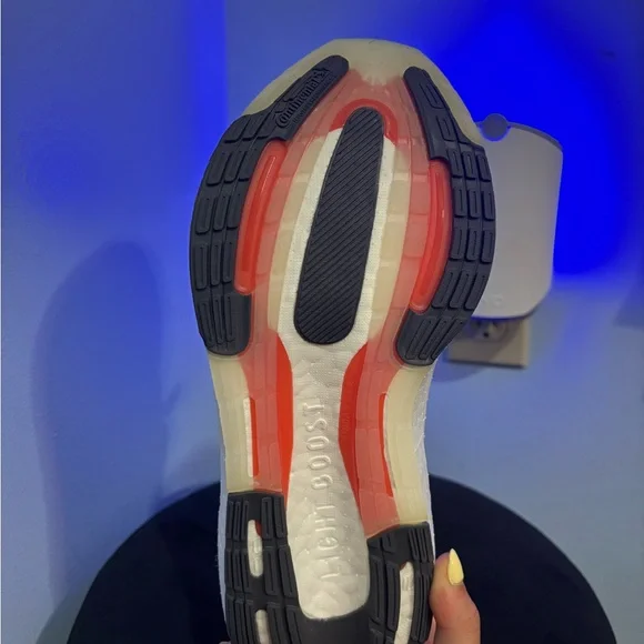 Adidas Ultraboost Light Running Shoes - Picture 5 of 6